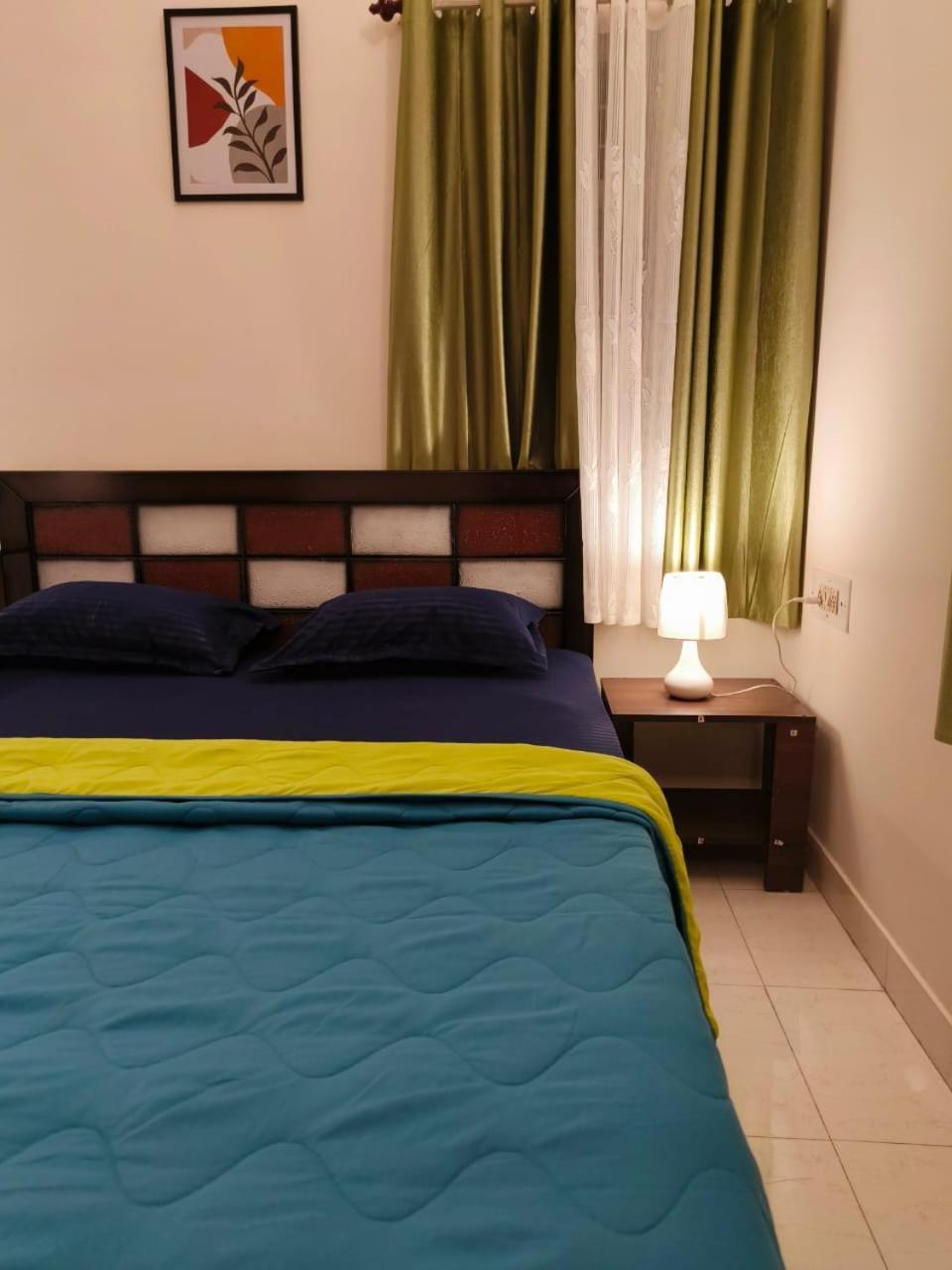 Homestayz Crown Bangalore Eksteriør bilde